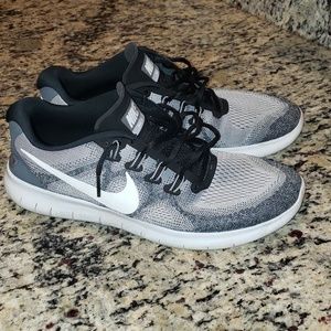 Nike Free Run Athletic Shoes